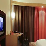호텔 Ibis 2*