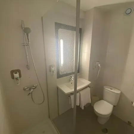 Szálloda Ibis 2*