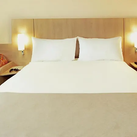 Hotel Ibis 2*